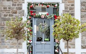 Hayward'S At The Grasmere